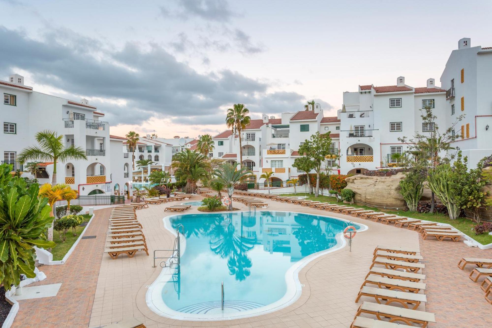 Sunset Harbour Club Aparthotel Costa Adeje  Exterior photo